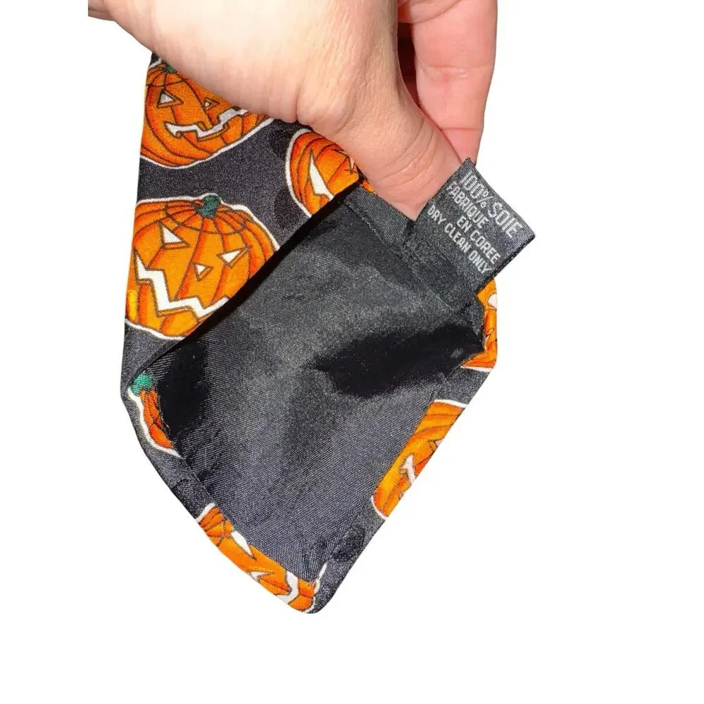 Addiction Halloween Pumpkins Jack O Lanterns Holiday Necktie 100% Silk